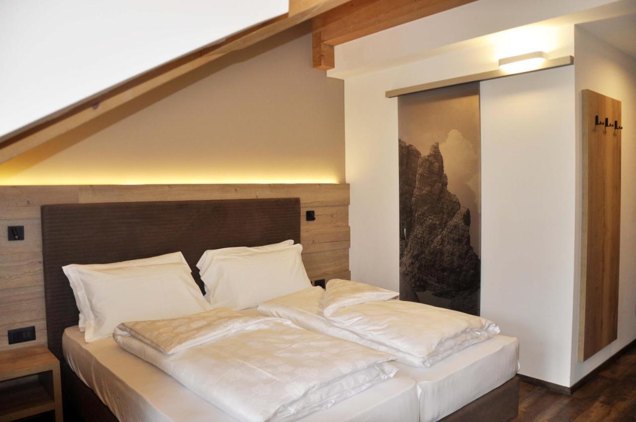 Hotel Leonard Nova Ponente Chambre photo
