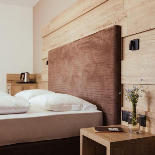 Hotel Leonard Nova Ponente Extérieur photo